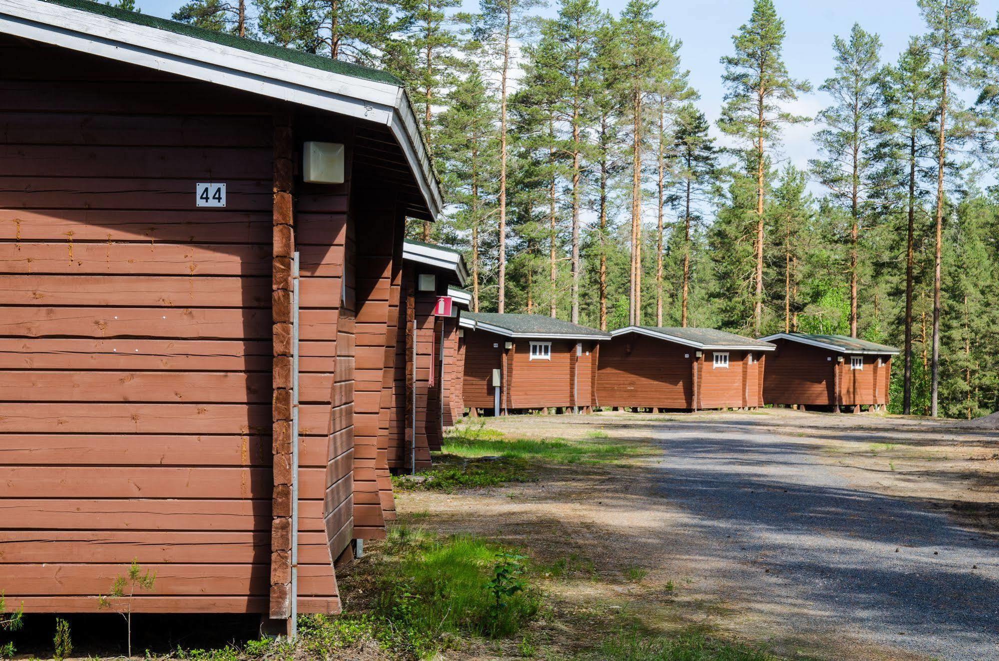 Ahvenlampi Camping Saarijärvi Exterior photo